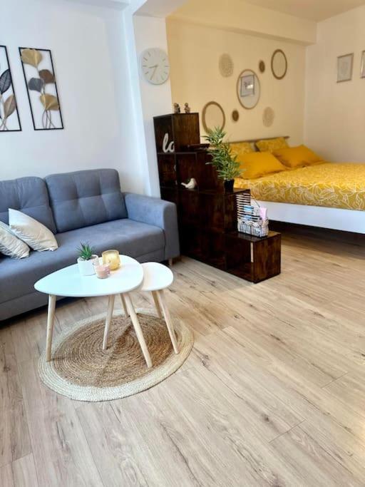 Appartement Neuf Entierement Equipe Proche Centre Amiens Esterno foto