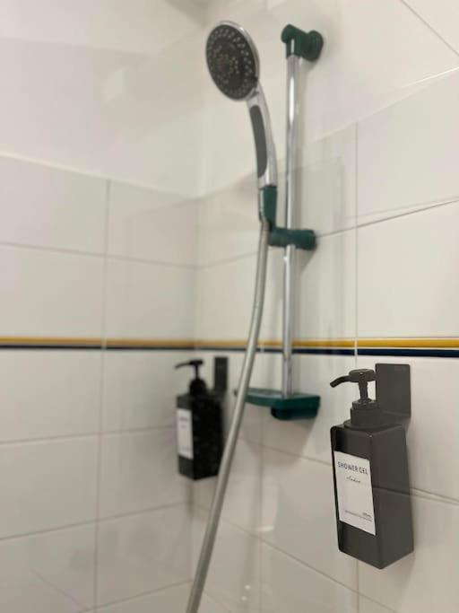 Appartement Neuf Entierement Equipe Proche Centre Amiens Esterno foto
