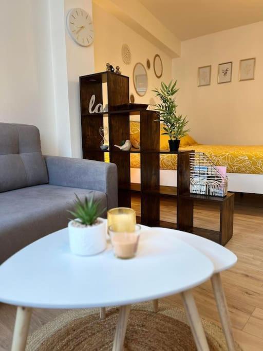 Appartement Neuf Entierement Equipe Proche Centre Amiens Esterno foto