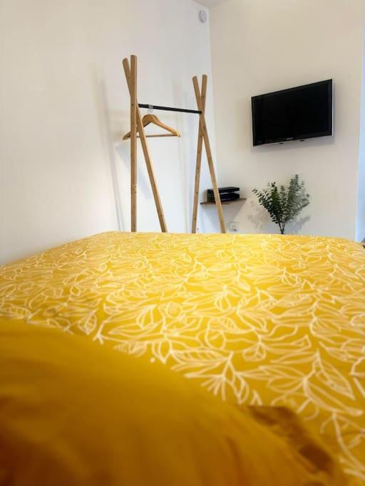 Appartement Neuf Entierement Equipe Proche Centre Amiens Esterno foto